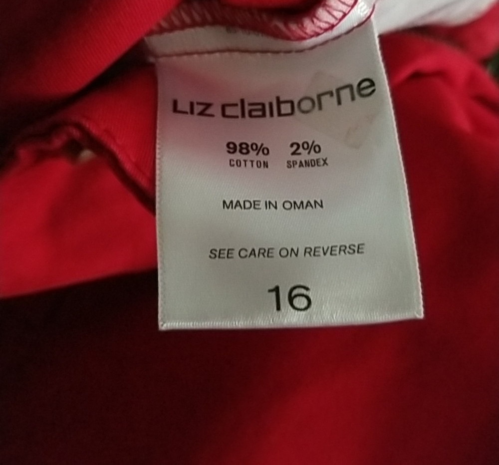 Liz Claiborne Women's Red Chino Shorts - Classic Casual Style - Picture 6 of 6